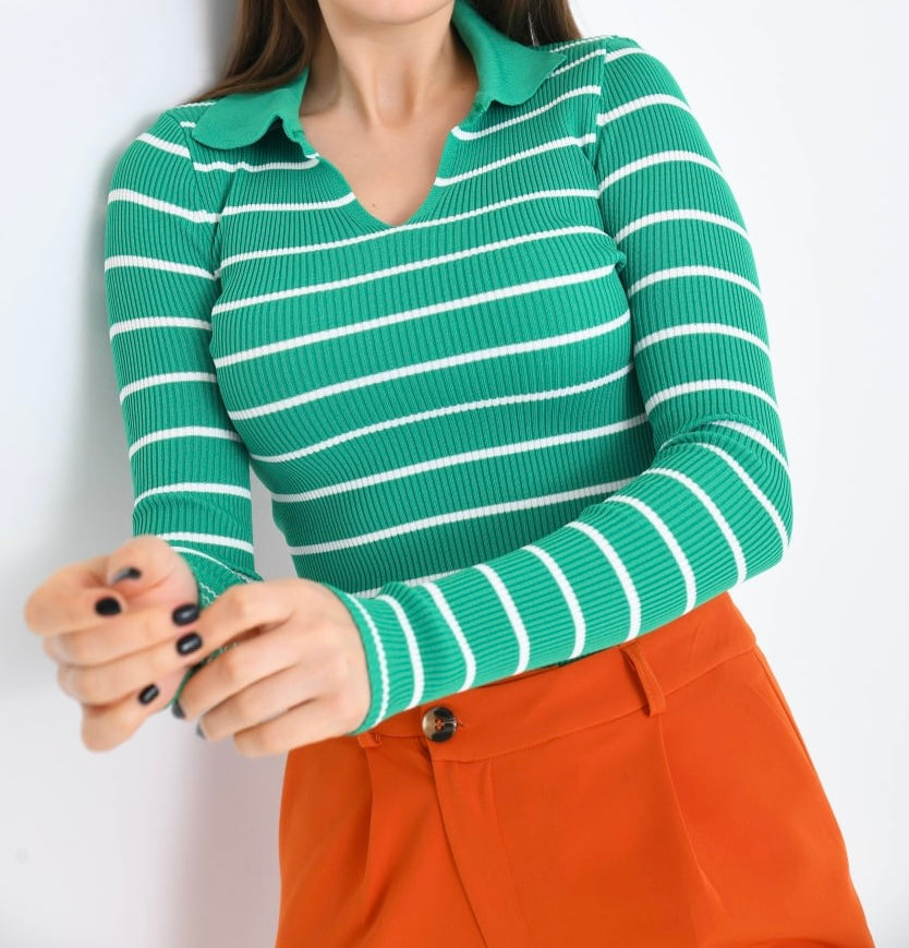 Gestreiftes Shirt Grün